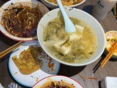 -汉思肴 热面皮(虬江路店)