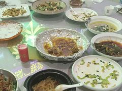 -鲤鱼塘农家山庄