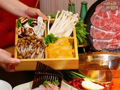 -廖掌柜·重庆鲜货火锅(上海首店)