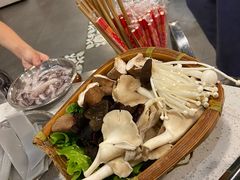 -老成都市井火锅阿泥頭火锅公司(海宁长安佳源中心广场店)