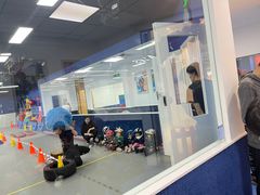 -八爪矩阵极限运动馆·儿童平衡车·感统训练(南海子公园校区)