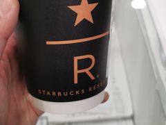 -星巴克(港汇1号办公楼店)