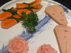 -得意咚瓜·顺德鱼生·冬瓜火锅(深圳首店)