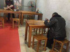 大堂-正宗水城黑山羊烫皮牛羊肉粉(三桥商业街店)