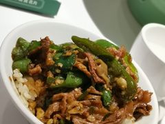 -费大厨辣椒炒肉(高铁吾悦广场店)