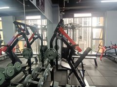 -豪思成DK健身私教连锁(凯乐国际店)