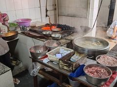 -正宗杨记普洱酸醋米线(总店)