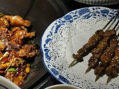 -挂旗柴锅鸡(蚌山区嘉年华店)
