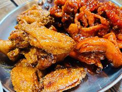 辣子鸡拼酱油鸡-MI WU FACTORY米屋美食工厂餐厅(绿地店)