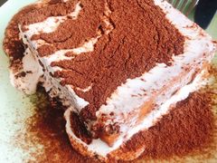 -潮界(LU·ONE凯德晶萃广场店)