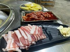 五花肉-彝人部落火盆烧烤(原内环足球场店)