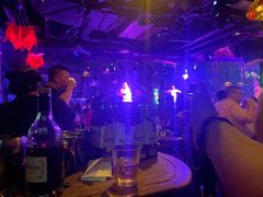 -滨海欢乐昔唐酒吧(财富星座店)