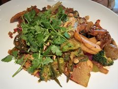 -拿渡麻辣香锅(首创奥特莱斯店)