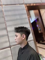 -尼特斯男士发型馆