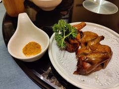 脆皮乳鸽-宴小馆·小海鲜青岛菜(五四广场店)