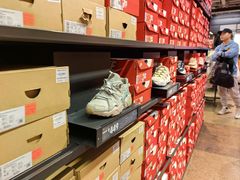 -NIKE上海青浦优选体验店