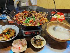 -富正毅三下锅·湘西韵味(天门山索道店)