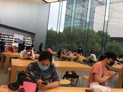 -Apple零售店(新街口店)
