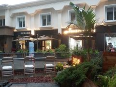 -鹿萤季·营地小馆(皇后公园店)