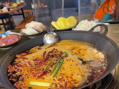 -黄潇洒老火锅(九眼桥宏济巷店)