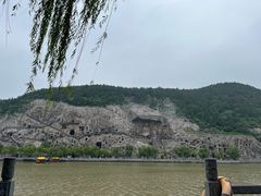 -龙门石窟