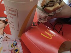 -麦当劳(世贸店)