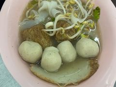 -榮泰米粉湯(Left Shop)