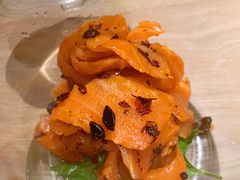 老干妈烟熏三文鱼-小大董·烤鸭(凤凰汇店)