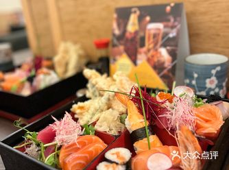 在leeds吃的刺身盒子