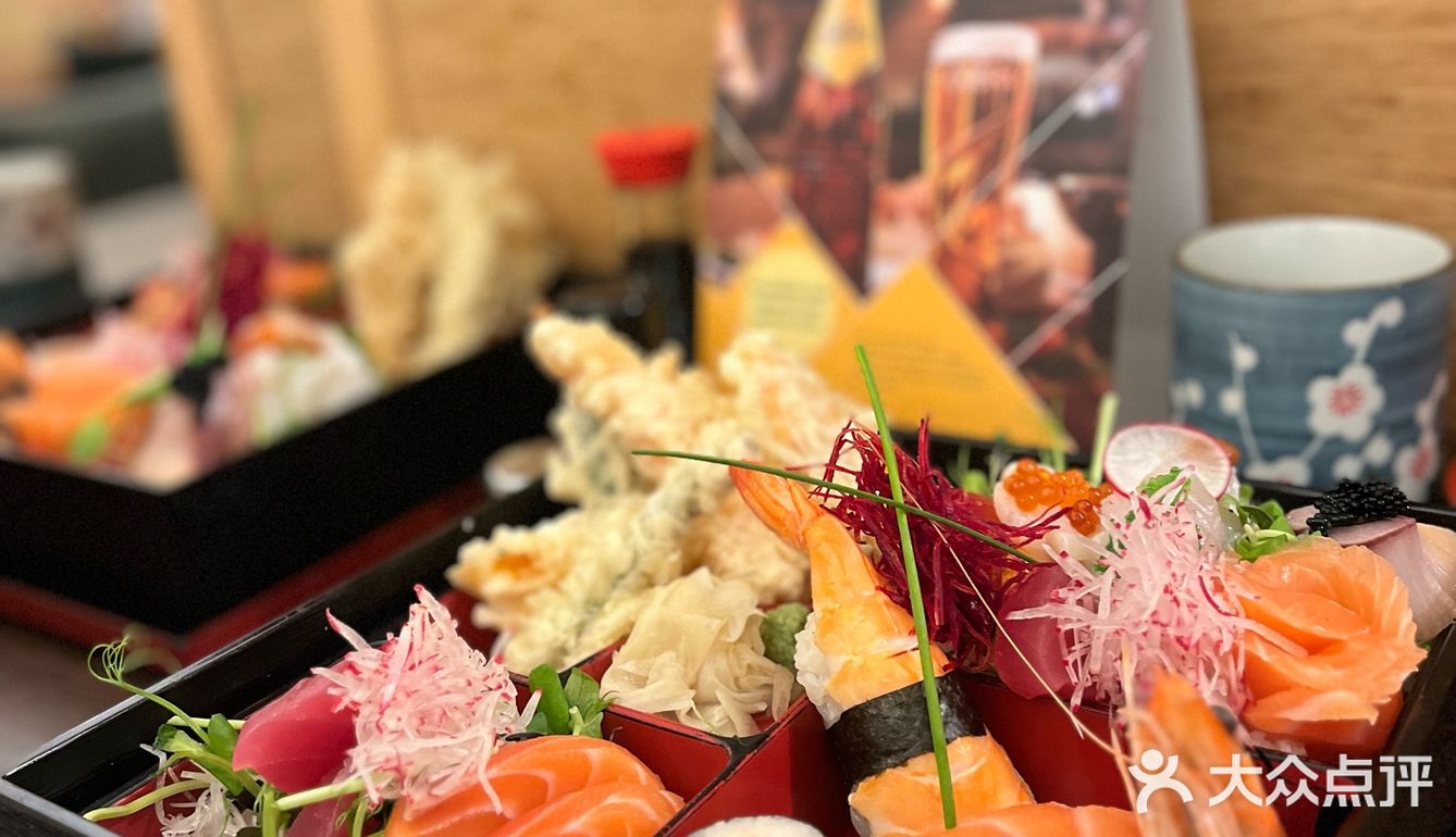 在leeds吃的刺身盒子