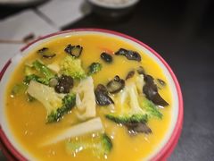 -麻六记(凤凰汇店)