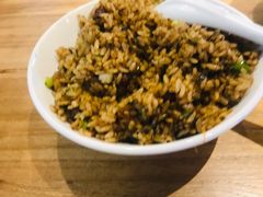 -怪噜范·老贵阳街头名小吃(数博万达店)