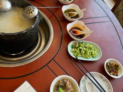 -鲁朗纳麦石锅鸡庄园
