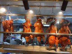 脆皮烤鸭-品粤居港式打边炉·广式烧腊(西安路福佳新天地店)