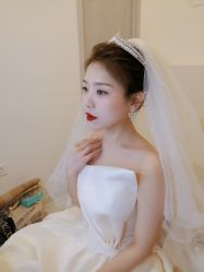 -乔伊婚纱