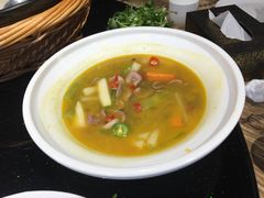 -香山湖家家宴(中山陵店)