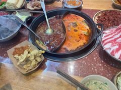 -赵美丽·重庆社区火锅·直营店(火车东站·中豪国际店)