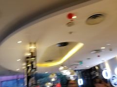 -必胜客(武汉欢乐谷店)