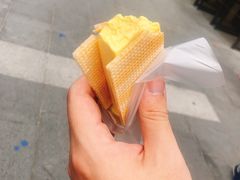 -詹爷爷乌节路街头冰淇淋