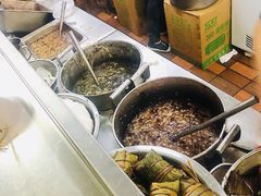 肉粽-芳婆糕团店(王府大街店)