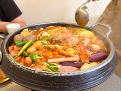 -豚妈妈汤饭·部队锅(南京东路店)