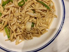 -滇铺子(欣都龙城店)