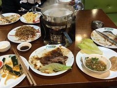 -小天鹅戴斯酒店鲸鲨百汇创作料理
