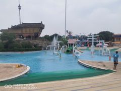 -汤山欢乐水世界