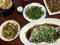 -小乡小镇·传承桐庐土菜·老板亲自烧的菜