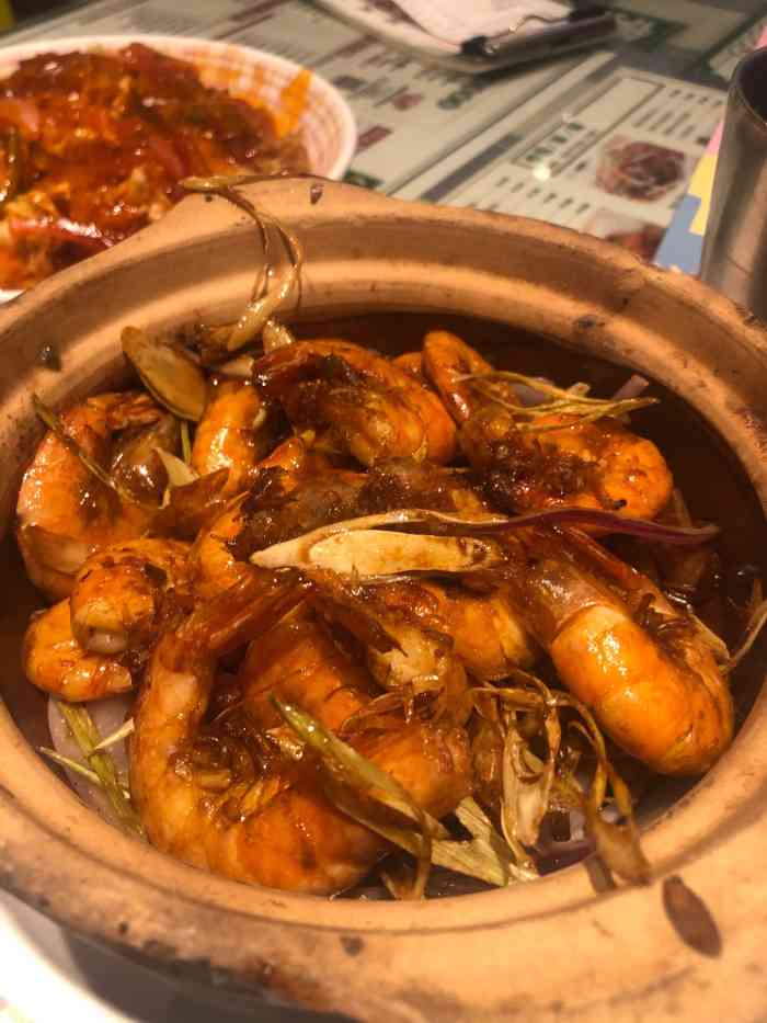 之前在抖音团购了o记套餐,一百多就有这么多菜,特别划算,平时我去o记