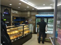面包甜点陈列柜-洪长兴(云南南路店)