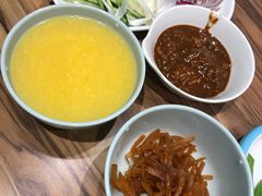 自制鸡蛋酱-合合春饼·酱骨·东北菜(潘家园店)