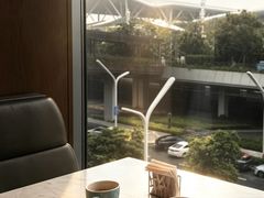 -深圳国际会展中心希尔顿酒店(前海华发冰雪世界店)