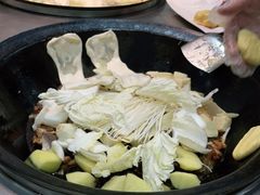 -屯老二农家铁锅炖·行业领军者(梅江店)
